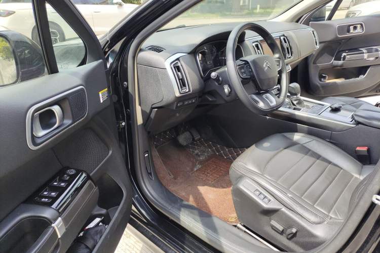 Used Citroen C6 2017 Revised Version 380THP Luxury Edition
