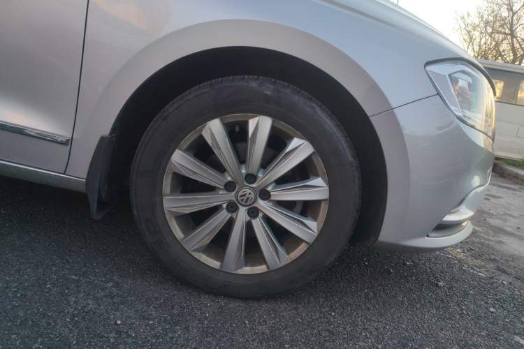 Used Volkswagen Bora 2015 Value Edition 1.6L Automatic Comfort Version