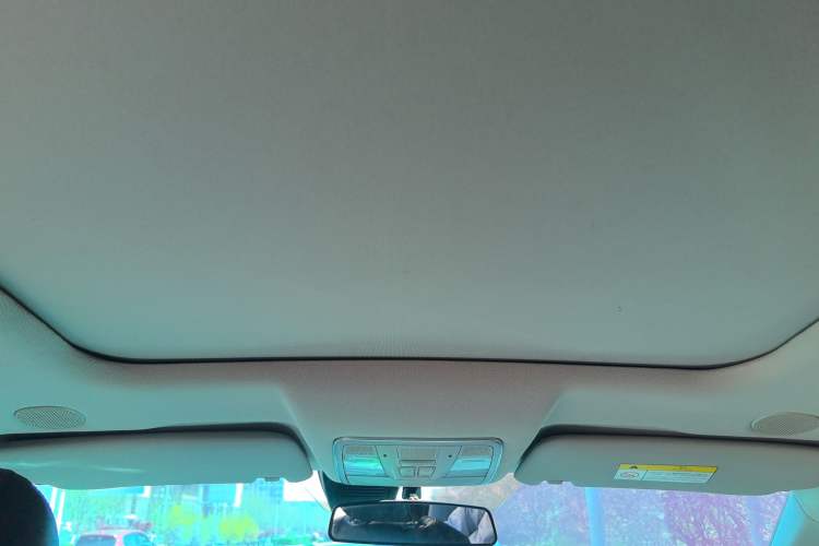 Used Landian E5 2024 Honor Edition 100KM Premium Model 7 Seats Headliner