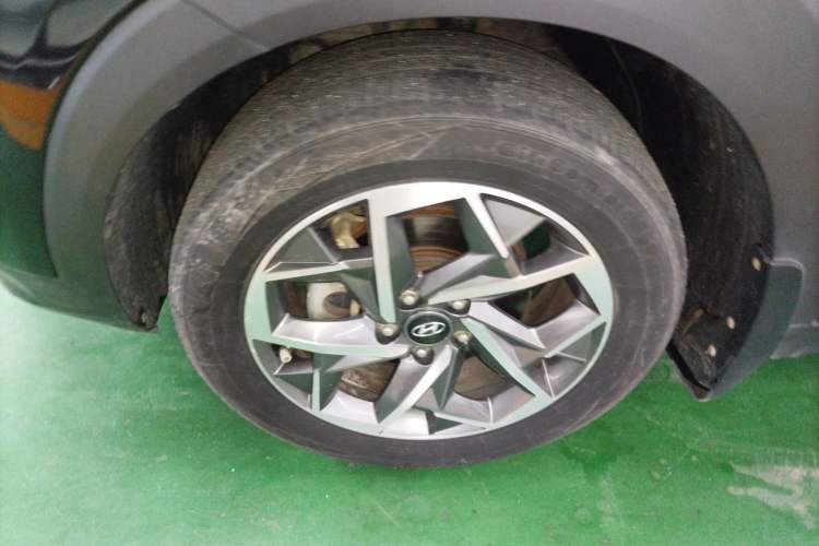 Used Hyundai Tucson 2019 280TGDi Dual-Clutch Two-Wheel Drive Fashion Edition China VI Standard
