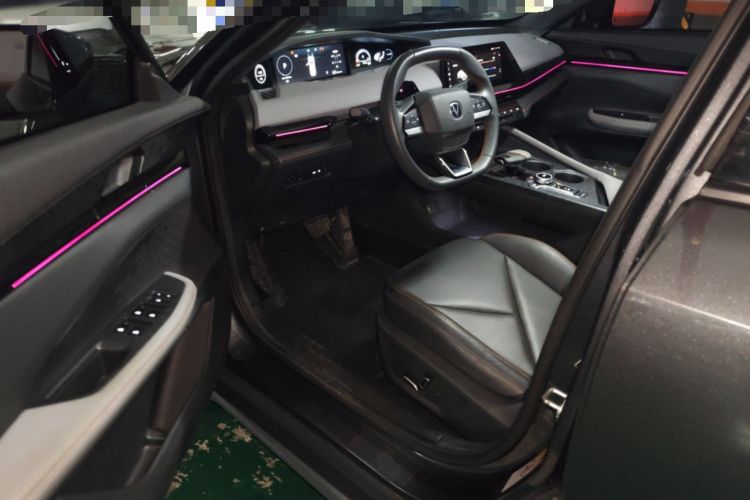 Used CHANGAN UNI-V 2022 1.5T Prestige Version
