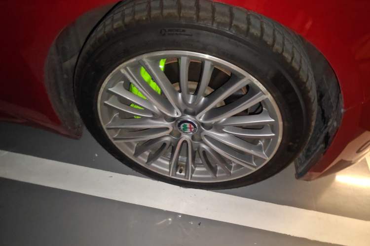 Used Alfa Romeo Giulia 2017 2.0T 280HP Luxury Edition