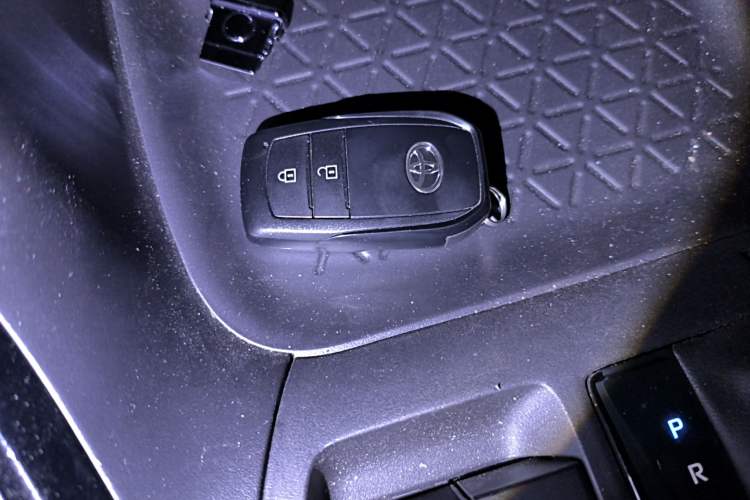 Used Toyota Wildlander 2024 Dual-Motor 2.5L E-CVT All-Wheel Drive Luxury PLUS Edition