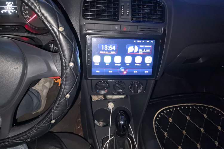 Used Volkswagen Polo 2016 1.4L Automatic Trendy Model Audio And AC Panel