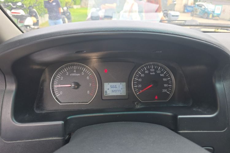 Used FORTHING Lingzhi 2017 M3L 1.6L 7-Seater Comfort Model
