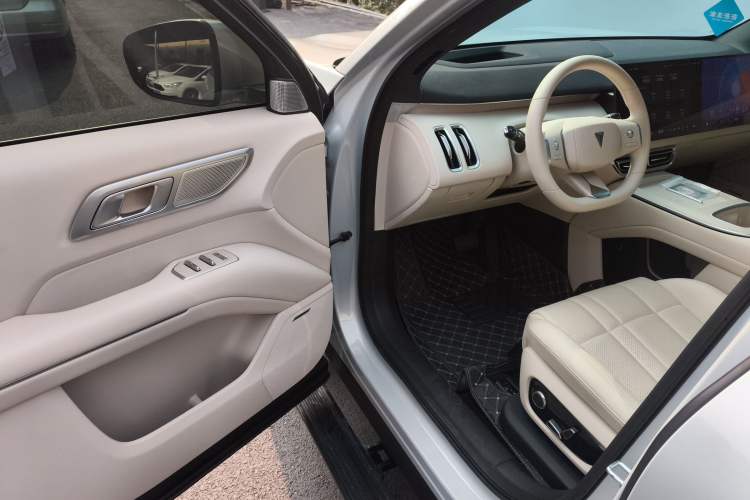 Used Deepal S09 2025 Rear-Drive Ultra+
