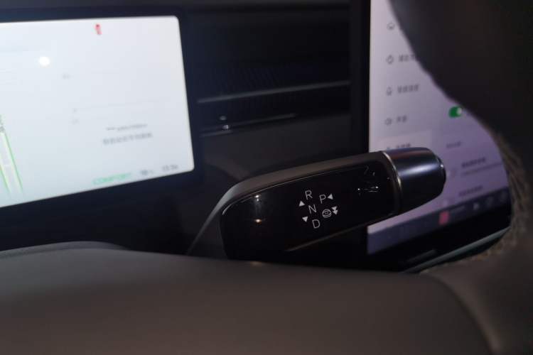 Used XPeng G6 2025 625 Long-Range Max Flagship Edition
