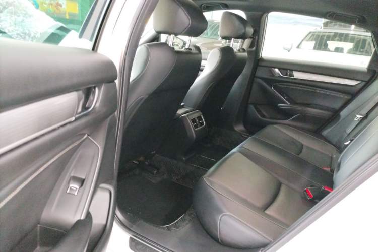 Used Honda Inspire 2022 260TURBO Elegant Edition Left Rear Seat