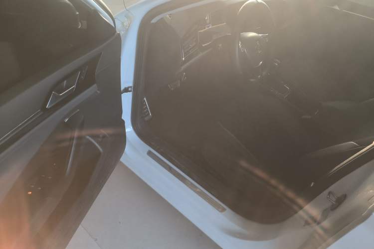 Used Volkswagen Sagitar 2020 280TSI DSG Luxury Version China VI Standard
