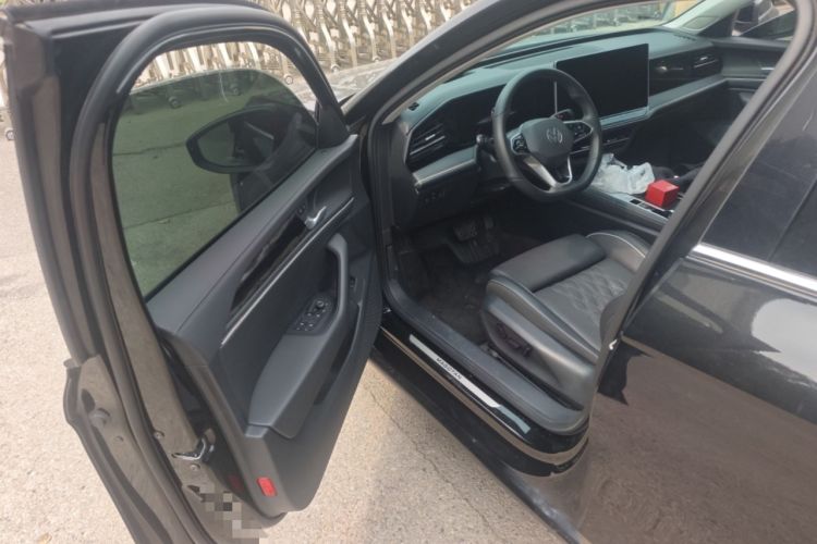 Used Volkswagen Magotan 2024 380TSI DSG Prestige Edition DaMai Package
