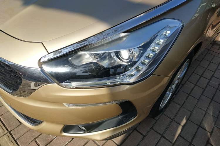 Used DS 5 2015 1.6T Elegant Edition THP160