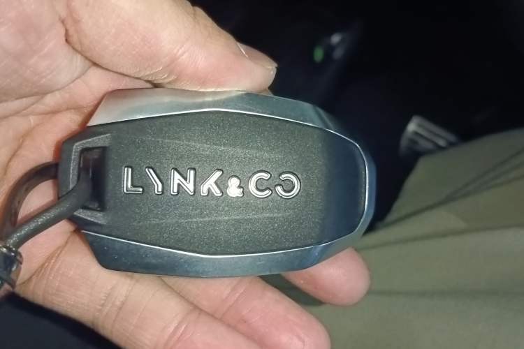 Used Lynk & Co 01 2019 2.0T Two-Wheel-Drive Pro Version China VI Standard Vehicle Key