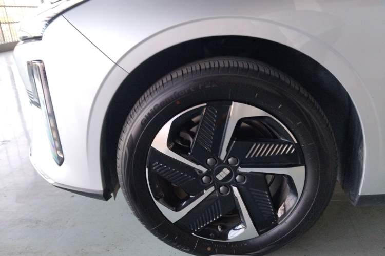 Used Geely Galaxy L6 2025 EM-i 140km Starship Edition