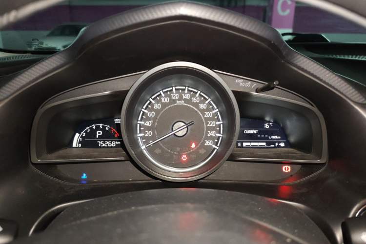 Used Mazda 3 Axela 2017 Sedan 1.5L Automatic Comfort Model Emission Standard China V
