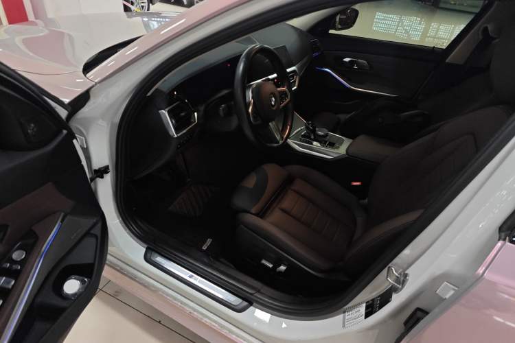 Used BMW 3 Series 2021 325Li M Sport Shadowline Package
