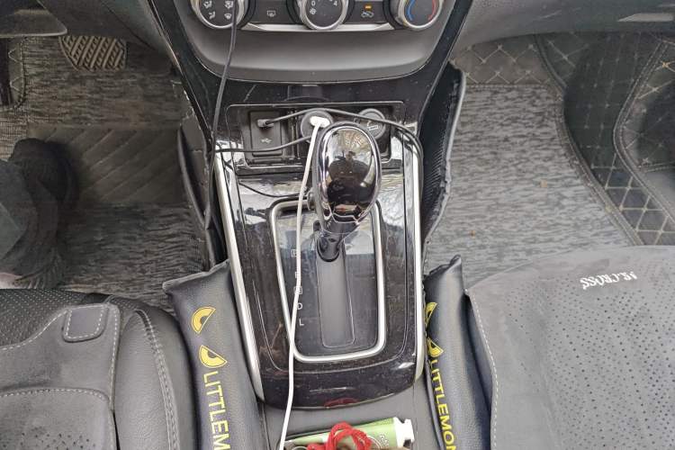 Used Nissan Sylphy 2019 1.6XV CVT Smart Connect Luxury Edition China VI Standard
