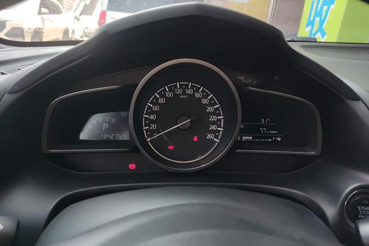 Used Mazda CX-4 2018 2.0L Automatic Two-Wheel Drive Blue Sky Dynamic Version China VI Standard
