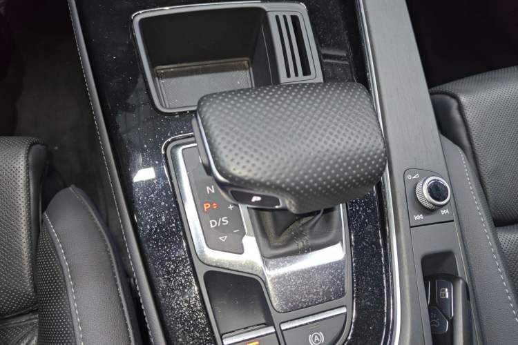 Used Audi A4L 2023 40 TFSI Fashion Dynamic Model