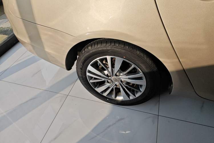 Used Geely Auto Emgrand 2018 1.5L CVT Upward Connect Edition
