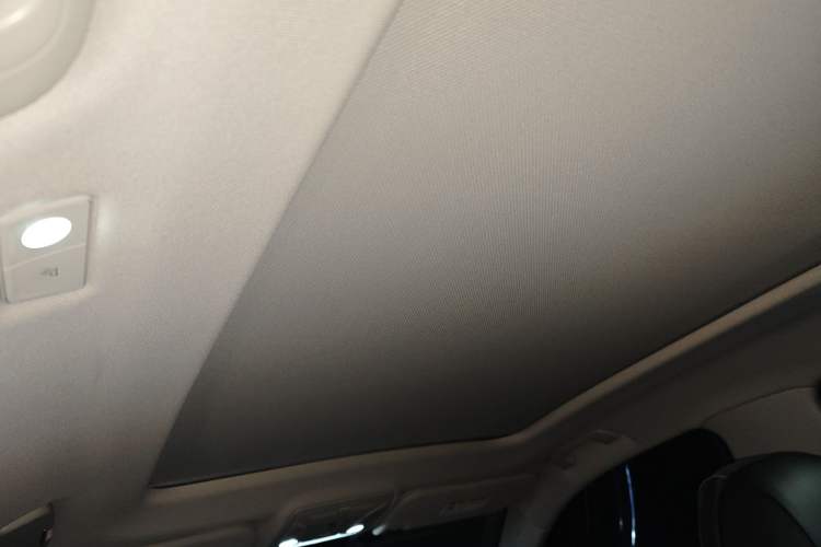 Used Hongqi HS5 2022 2.0T Smart Connect Flagship All-Wheel-Drive Version
