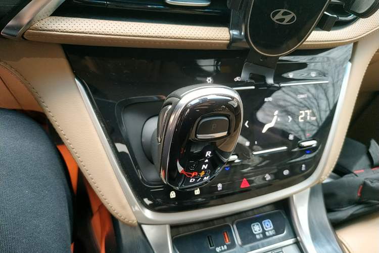 Used Buick GL8 2020 ES Land Cruiser 653T Luxury Model
