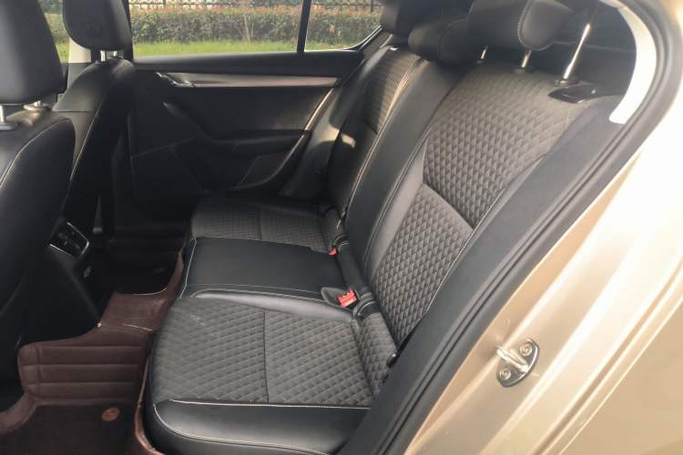 Used Skoda Octavia 2019 TSI230 DSG Luxury Edition