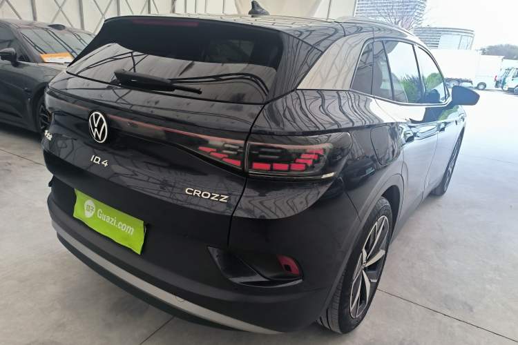 Used Volkswagen ID.4 CROZZ 2021 Long-Range PURE+ Two-Wheel Drive Version Rear Right 45 Deg