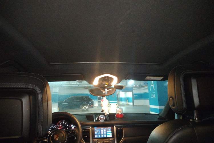 Used Porsche Macan 2016 Macan 2.0T Headliner