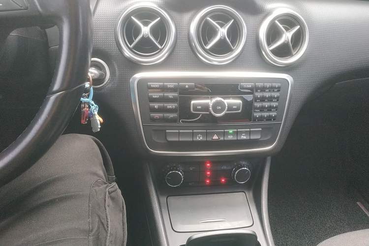 Used Mercedes-Benz A-Class (Import) 2013 A 180 Fashion Model
