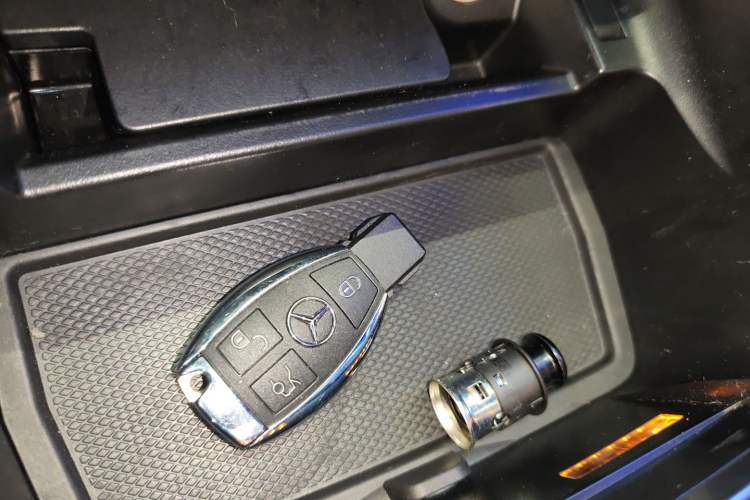 Used Mercedes-Benz C-Class 2018 C 180 L Fashion Edition Sport Version