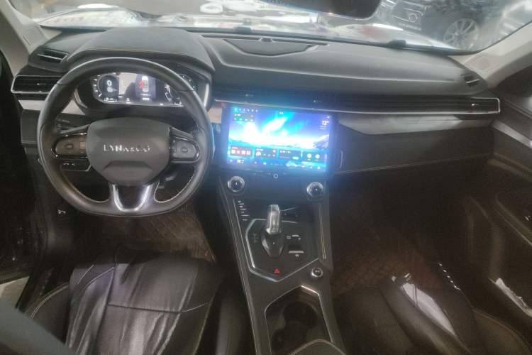 Used Lynk & Co 01 2023 2.0TD Two-Wheel Drive Asian Games Edition Center Console