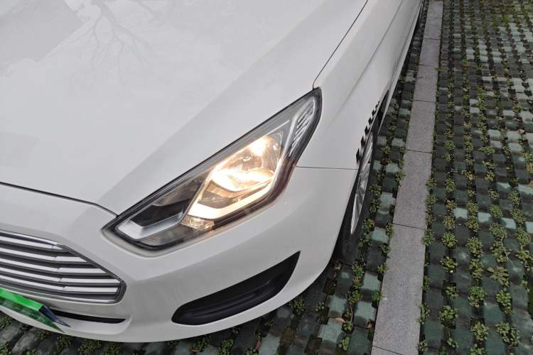 Used Ford Escort 2017 Revised Version 1.5L Automatic Comfort Edition
