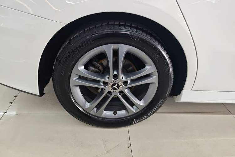 Used Mercedes-Benz A-Class 2022 A 180 L Sport Sedan Right Rear Wheel Hub