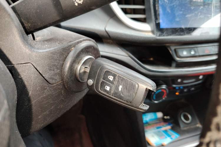 Used Buick GT 2018 18T Automatic Elite Model Vehicle Key