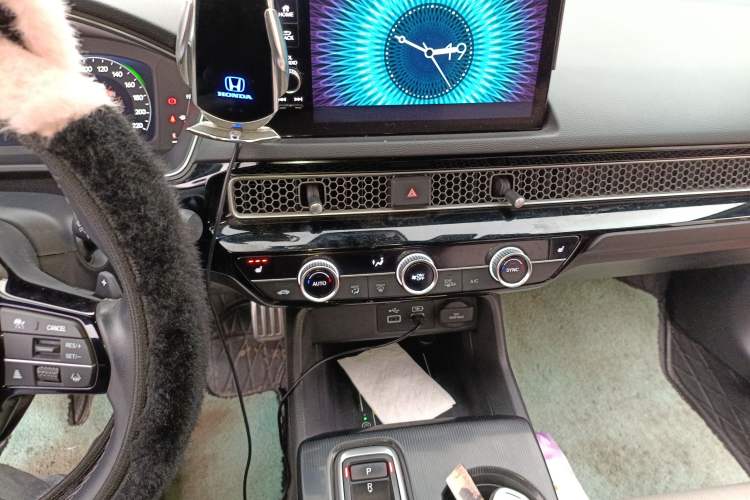 Used Honda Civic 2023 2.0L eHEV Swift Edition Audio And AC Panel