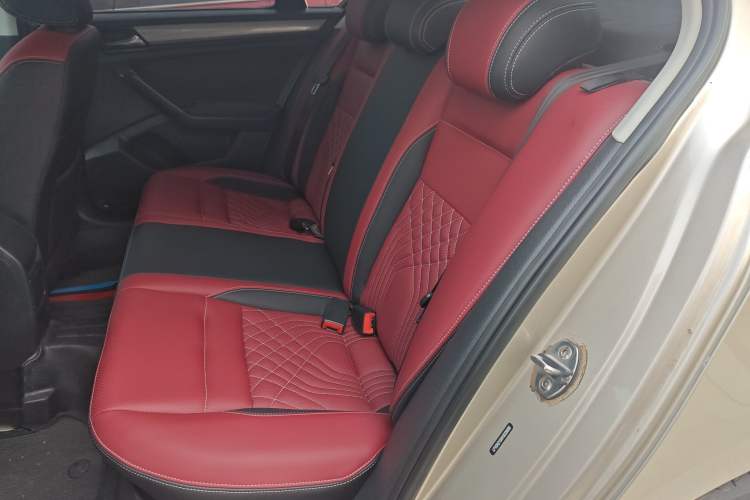 Used Volkswagen Bora 2018 1.5L Automatic Fashion Model Left Rear Seat