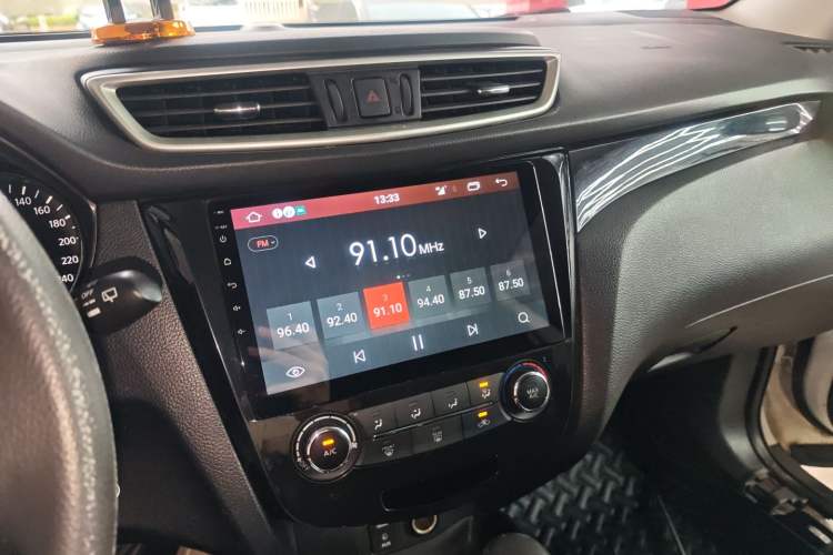 Used Nissan Qashqai 2017 2.0L CVT Elite Edition China V Standard Audio And AC Panel