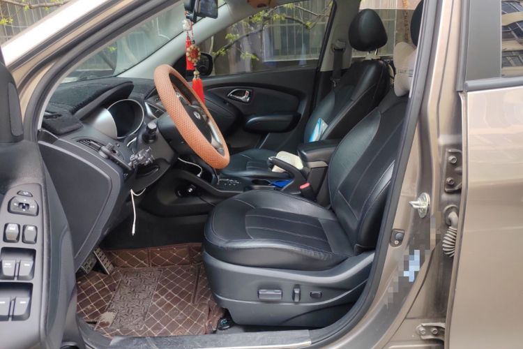 Used Hyundai ix35 2012 2.4L Automatic Two-Wheel Drive Prestige Edition GLS