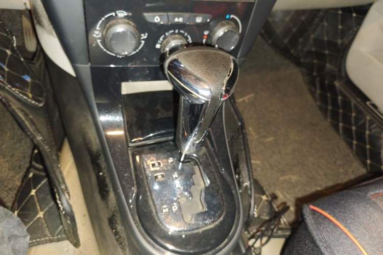 Used Citroen C-Quatre 2012 Sedan 1.6L Automatic Prestige Model Gear Lever