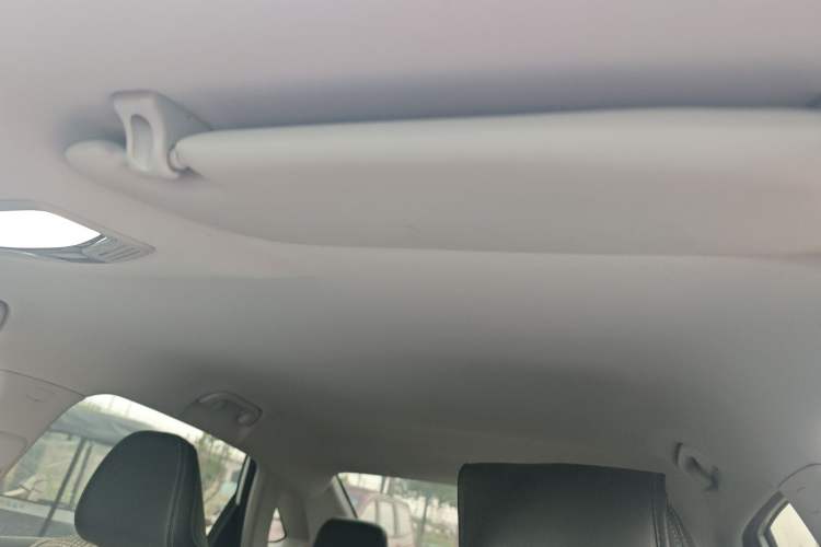 Used Geely Auto Emgrand 2025 4th Generation 1.5L Manual – Dragon Edition
