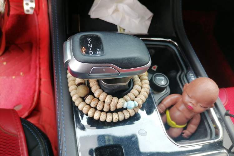 Used BAIC Off-Road BJ40 2023 2.0T Automatic Four-Wheel Drive Urban Hunter Edition Chivalrous Type Gear Lever