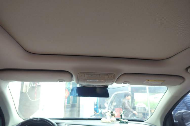 Used Dongfeng Aeolus AX7 2021 PRO 1.6T Automatic Smart Edition Headliner