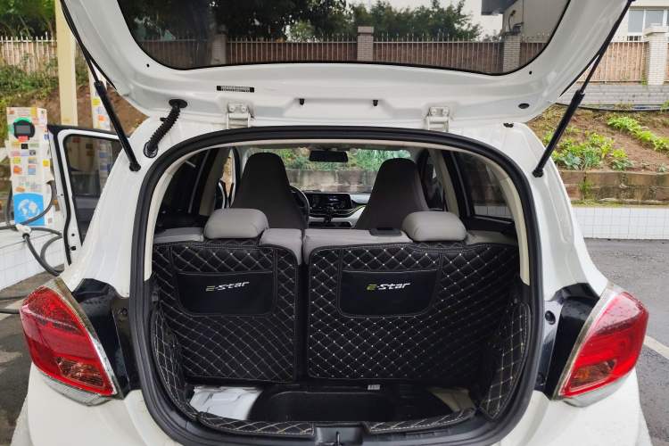 Used CHANGAN Benni E-Star 2020 Heartbeat Edition NMC Lithium Trunk