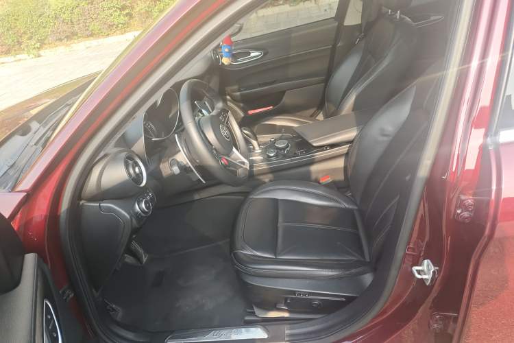 Used Alfa Romeo Giulia 2017 2.0T 280HP Luxury Edition