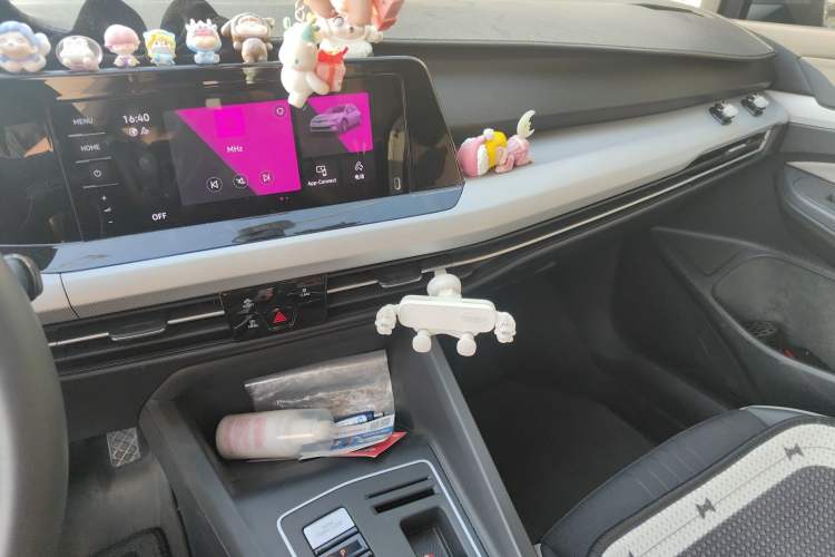 Used Volkswagen Golf 2023 280TSI DSG Pro Audio And AC Panel