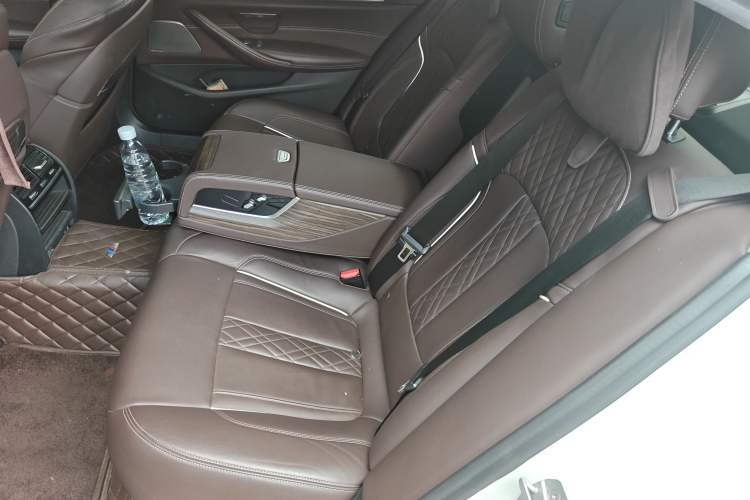 Used BMW 5 Series New Energy 2020 Mileage Upgrade Version 530Le Pioneer Edition
