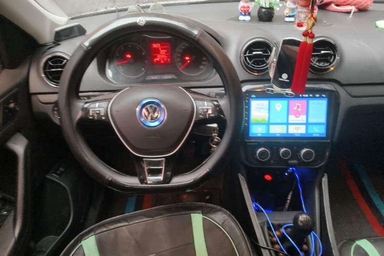 Used Volkswagen Jetta 2017 1.4L Manual Fashion Edition
