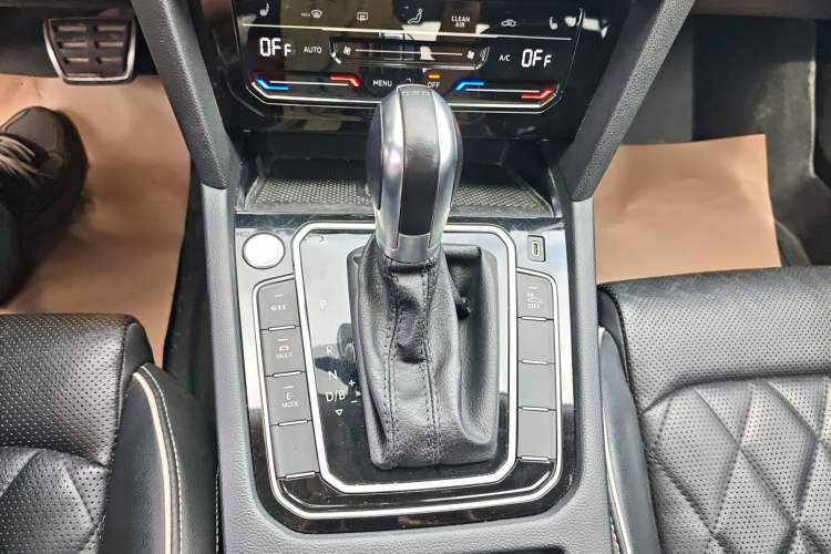 Used Volkswagen Magotan GTE Plug-in Hybrid 2022 GTE Luxury Model
