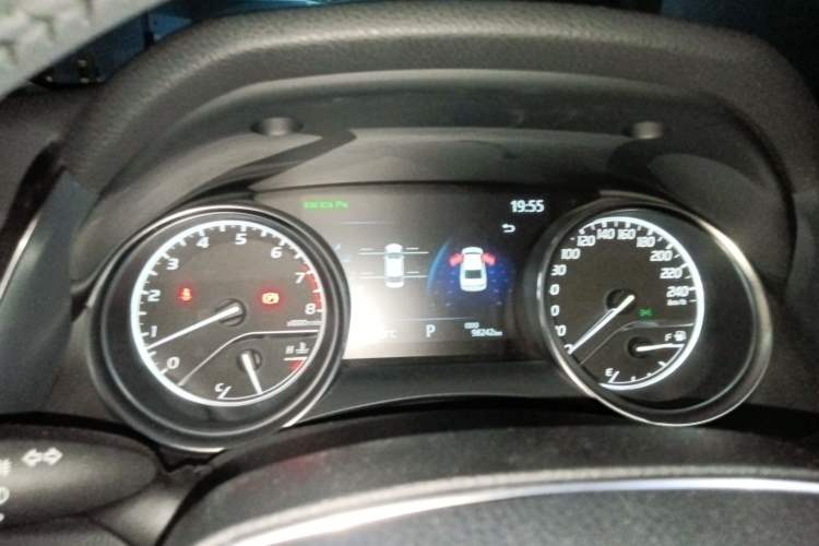 Used Toyota Camry 2019 2.5G Luxury Edition China VI Standard
