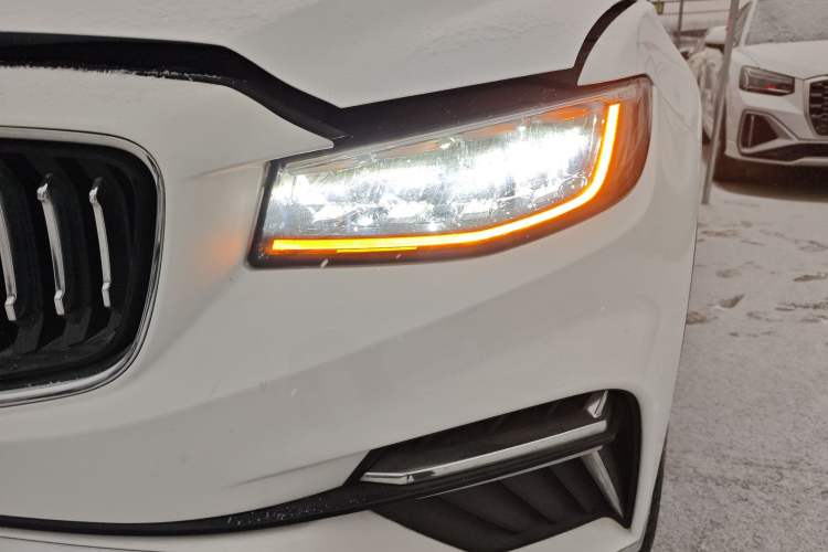 Used Geely Auto Emgrand X7 Sport 2022 1.8TD DCT Zhiya Trim